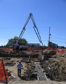 Concrete contractor Fenton Concrete Pumping placing concrete